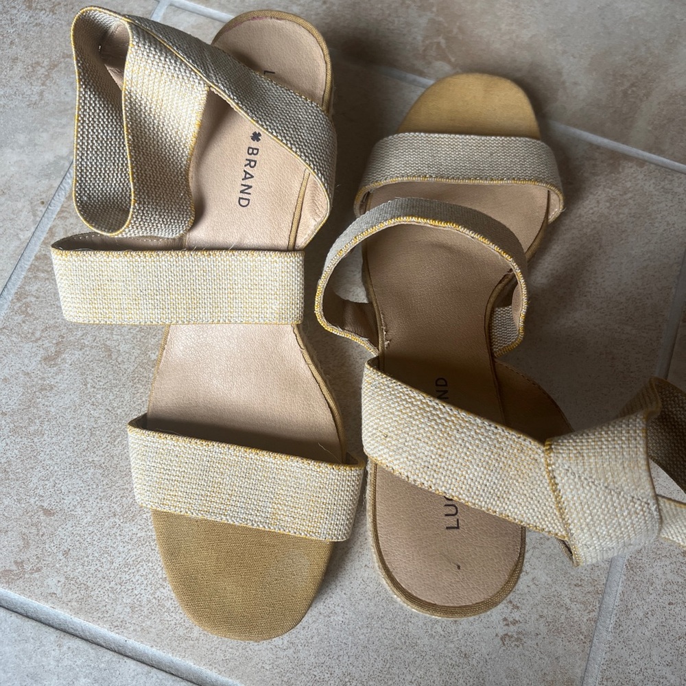 Lucky sandal wedges women’s 12, worn once - Picture 3 of 4